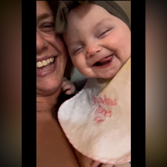 Meet your Posh Ambassador, Lyss! - Picture 3 of 6